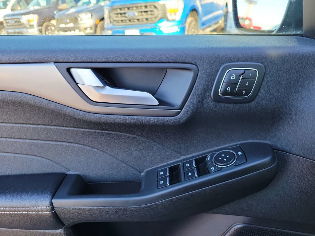 Certified 2023 Ford Escape Active w/ Tech Pack #2 image 18