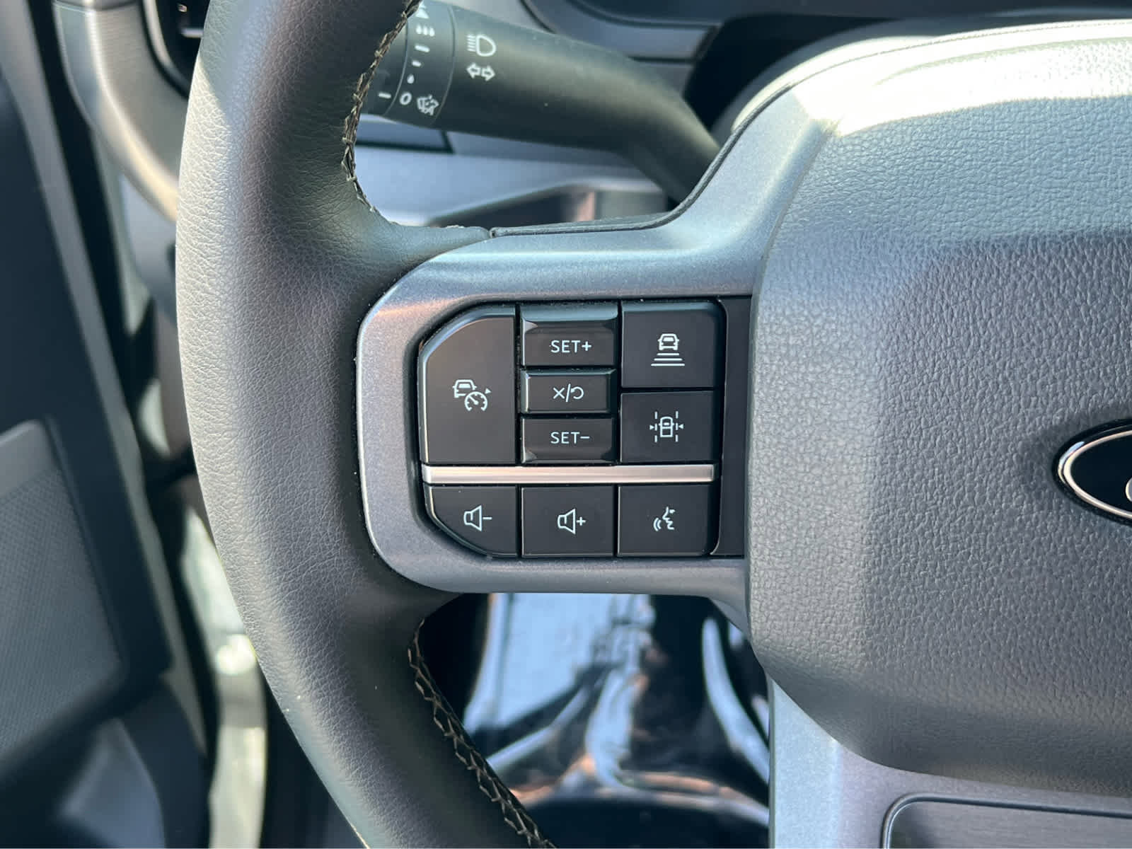 Certified 2025 Ford F150 Lariat AWD/4WD image 33