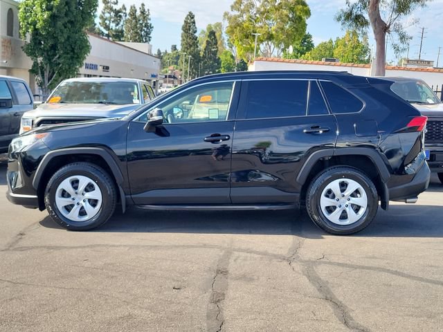 Used 2019 Toyota RAV4 LE w/ Carpet Mat Package FWD image 29