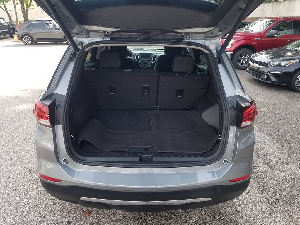 Used 2024 Chevrolet Equinox LT FWD image 16