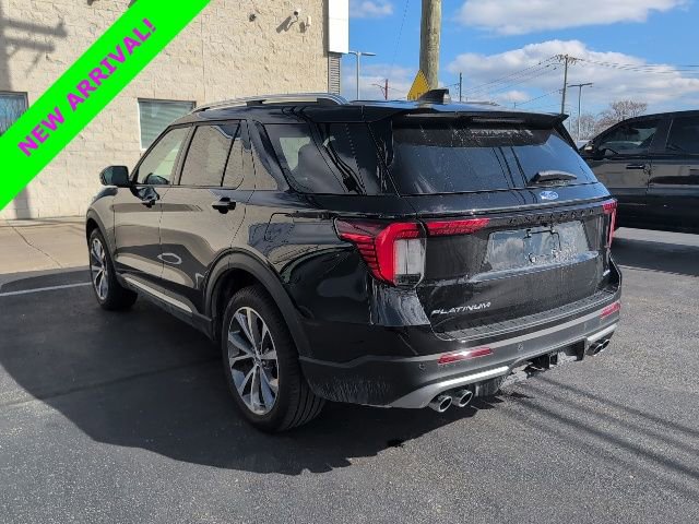 Certified 2025 Ford Explorer Platinum w/ Ultimate Package image 3