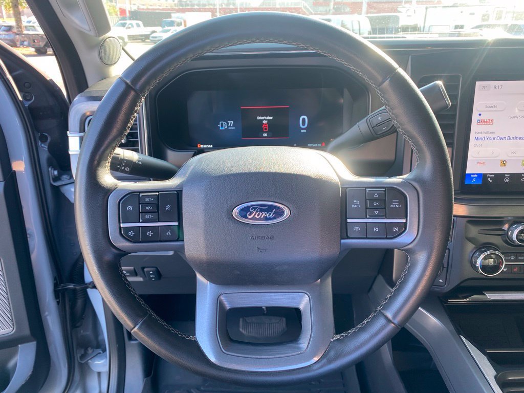 Certified 2025 Ford F250 Lariat w/ Black Appearance Package AWD/4WD image 17