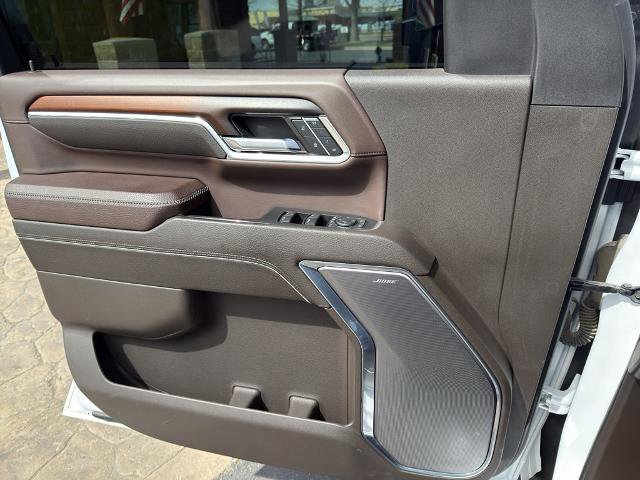 Used 2024 GMC Sierra 3500 Denali w/ Denali Reserve Package AWD/4WD image 16