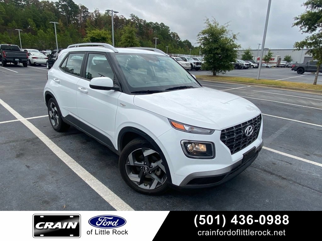 Used 2025 Hyundai Venue SEL
