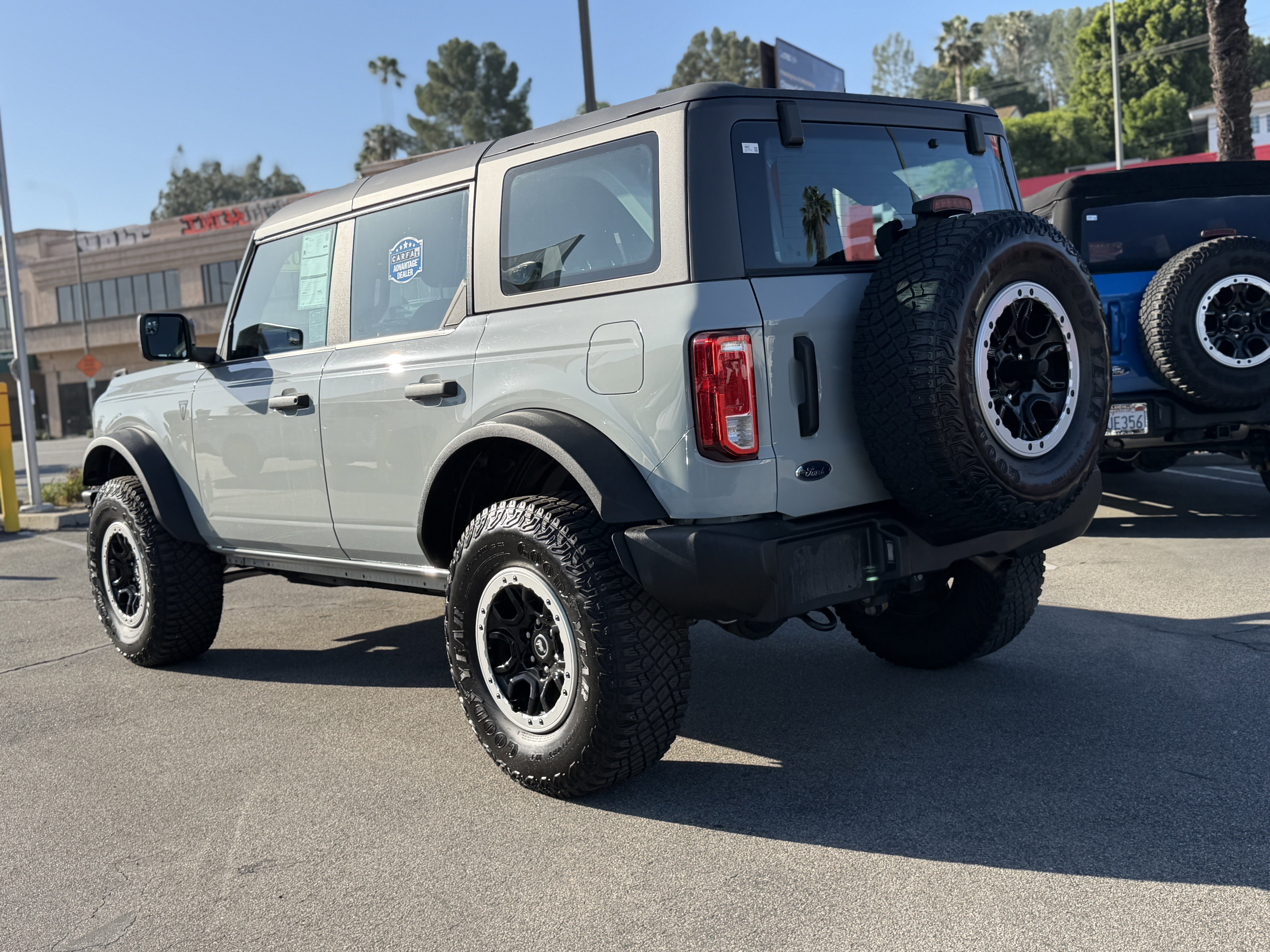 Certified 2023 Ford Bronco 4-Door w/ Sasquatch Package AWD/4WD image 3
