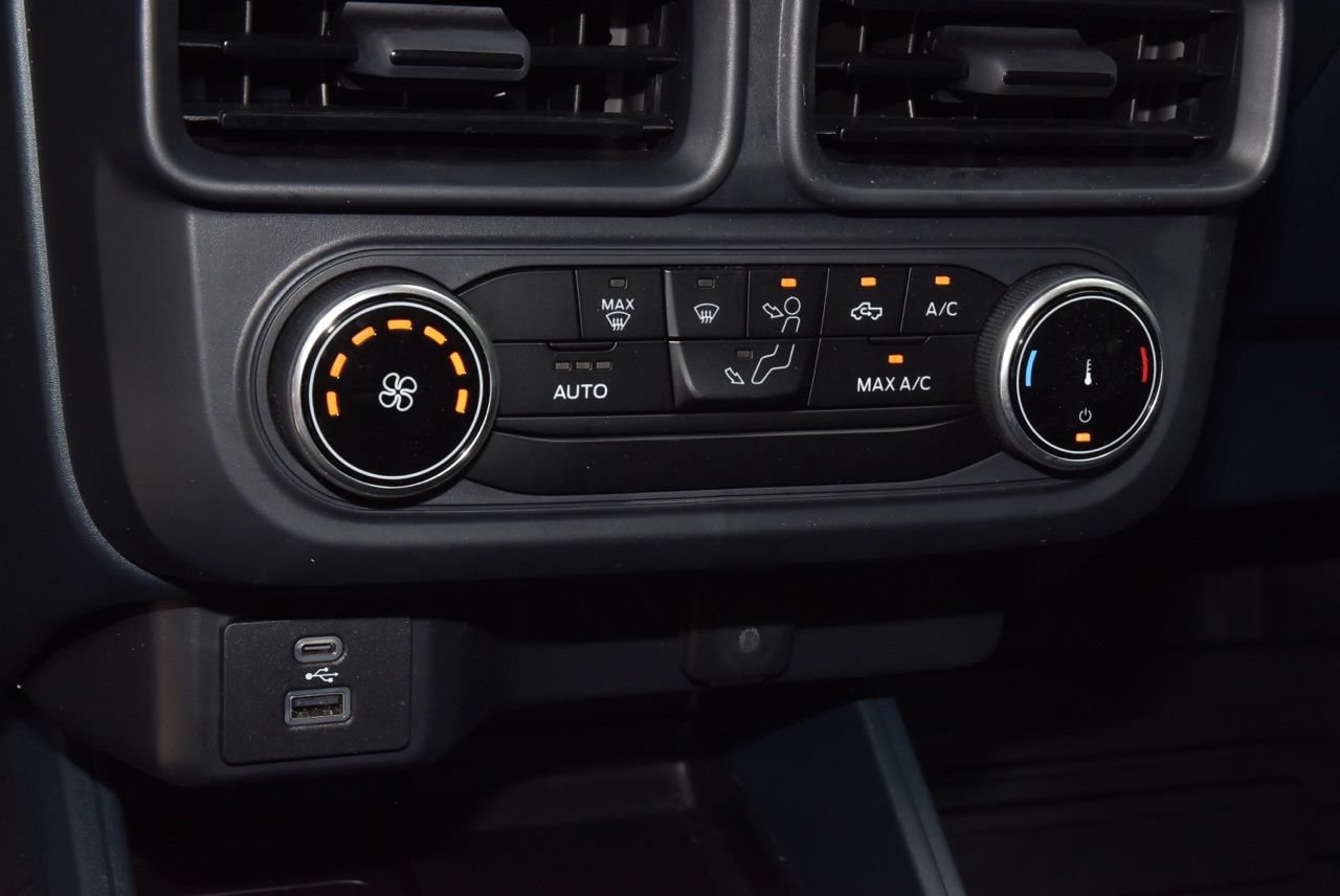 Certified 2024 Ford Maverick XL FWD image 28