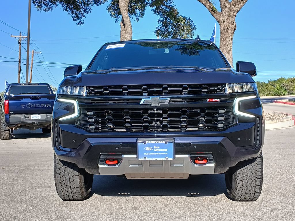 Used 2024 Chevrolet Tahoe Z71 w/ Luxury Package AWD/4WD image 8