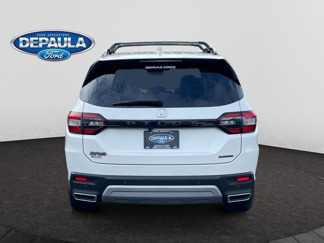 Used 2025 Honda Pilot Touring image 5