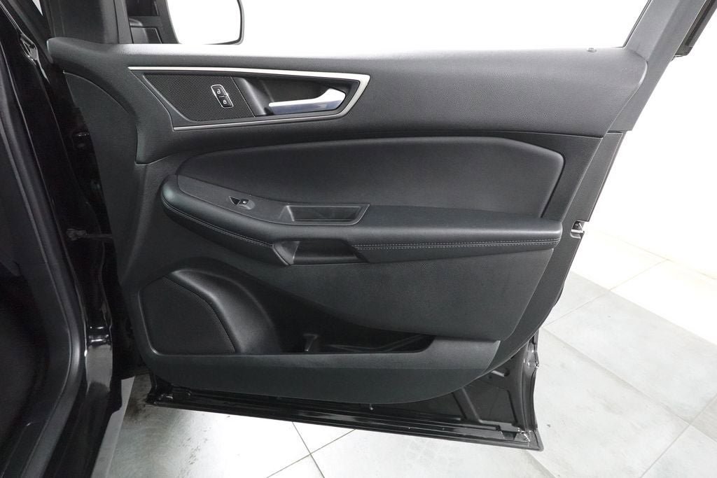 Certified 2023 Ford Edge SEL w/ Convenience Package AWD/4WD image 32