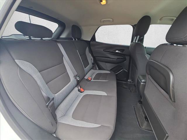 Used 2024 Chevrolet TrailBlazer LS FWD image 18