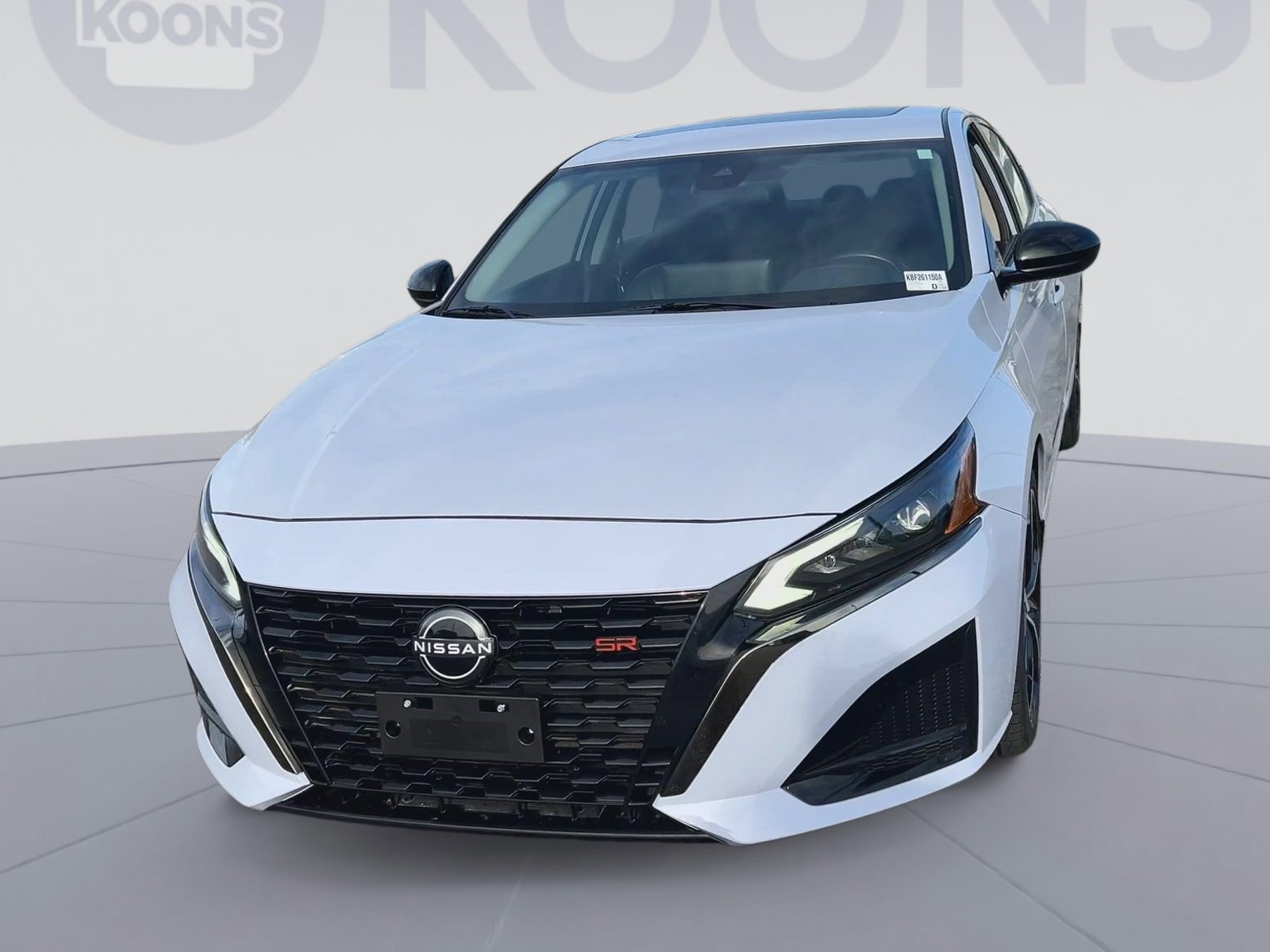 Used 2023 Nissan Altima 2.5 SR w/ SR Premium Package image 14