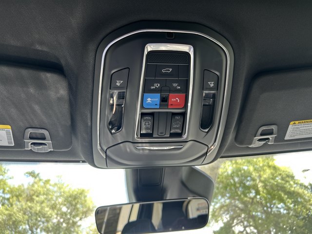Used 2025 Jeep Grand Cherokee L Laredo w/ Luxury Tech Group I RWD image 36