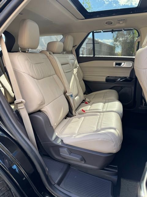 Certified 2023 Ford Explorer Platinum w/ Technology Package image 29