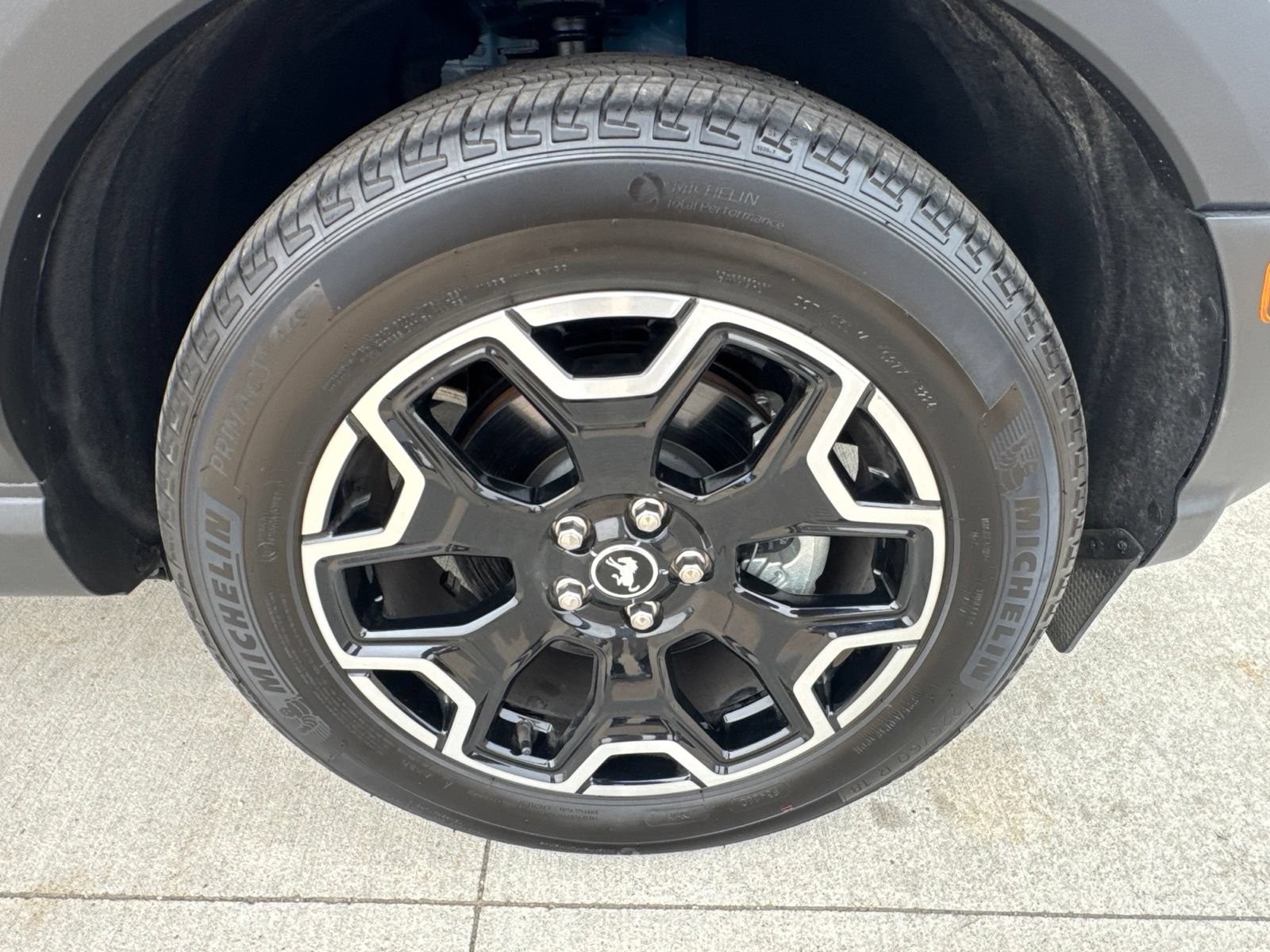 Certified 2025 Ford Bronco Sport Outer Banks w/ Outer Banks Tech Package+ AWD/4WD image 20
