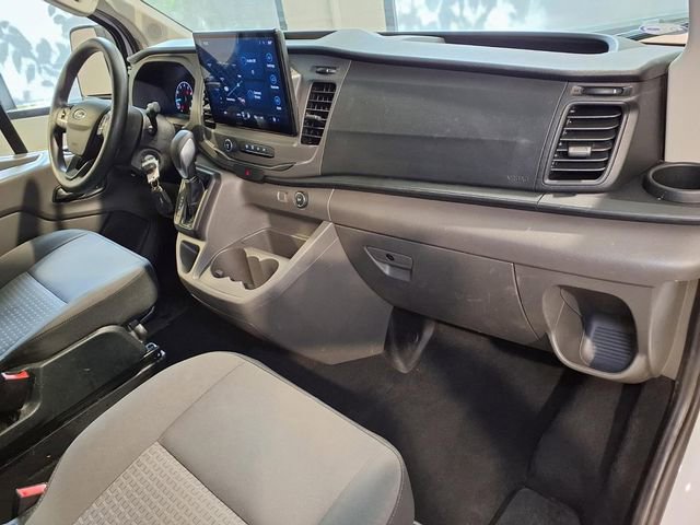 Certified 2022 Ford Transit 350 XLT image 25