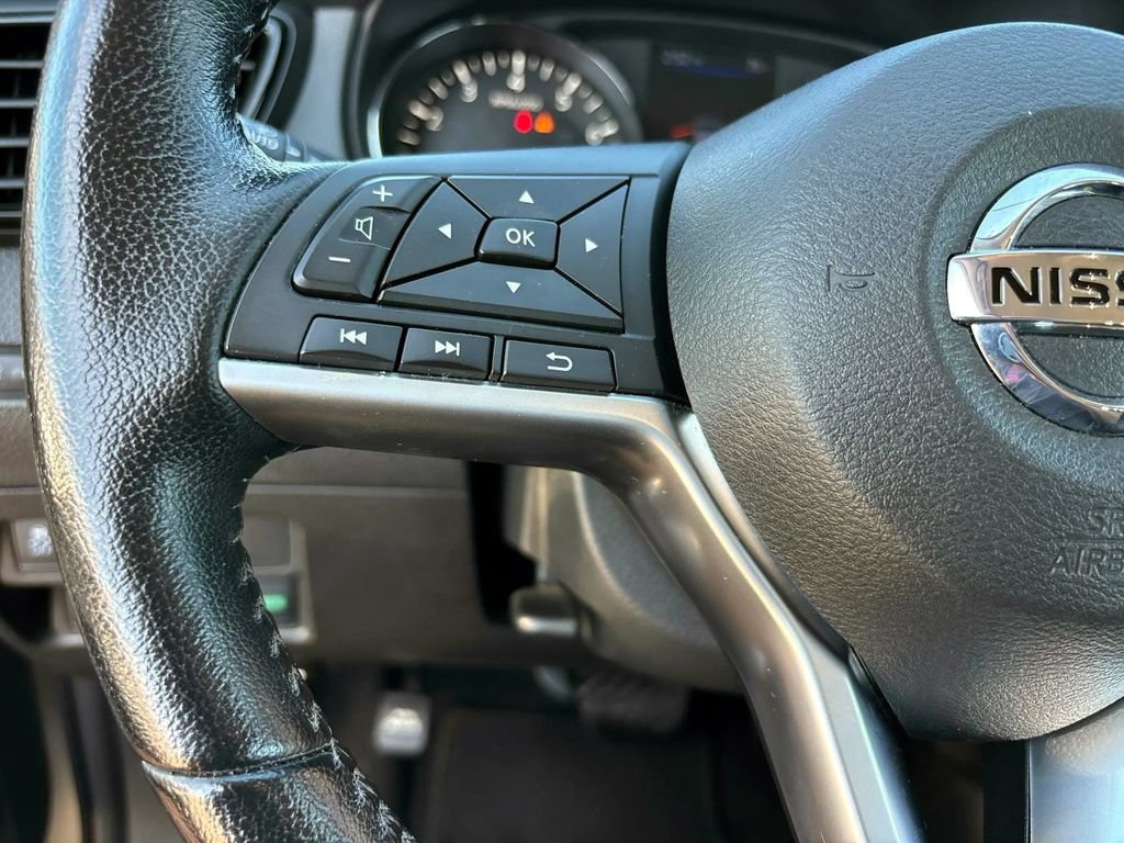 Used 2021 Nissan Rogue Sport SV AWD/4WD image 17