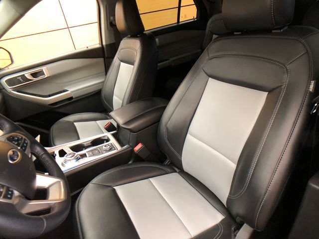 Certified 2023 Ford Explorer XLT w/ Equipment Group 202A AWD/4WD image 10