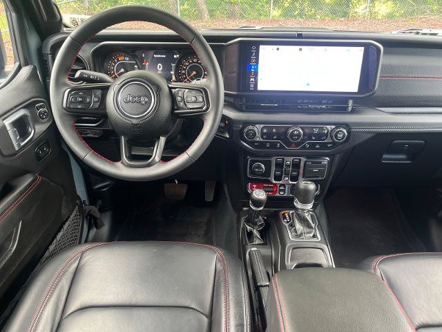 Used 2024 Jeep Wrangler Unlimited Rubicon AWD/4WD image 6