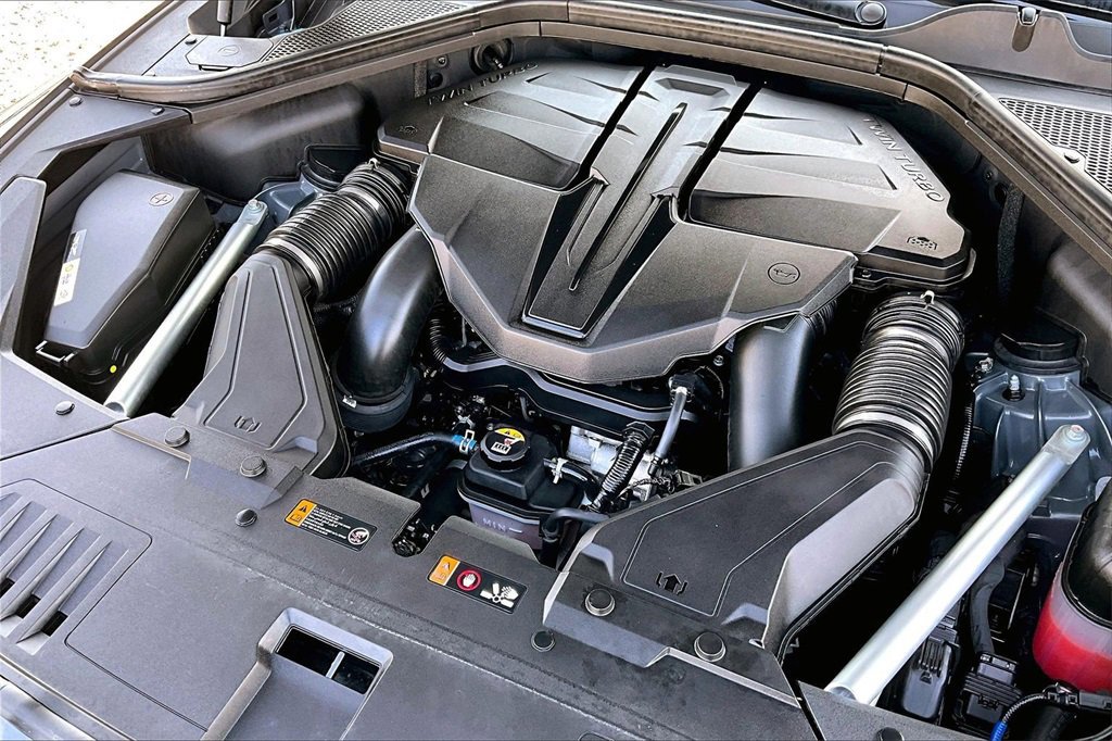 Used 2025 Genesis GV80 3.5T e-SC image 34