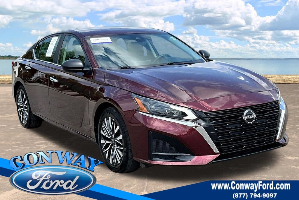 Used 2025 Nissan Altima 2.5 SV