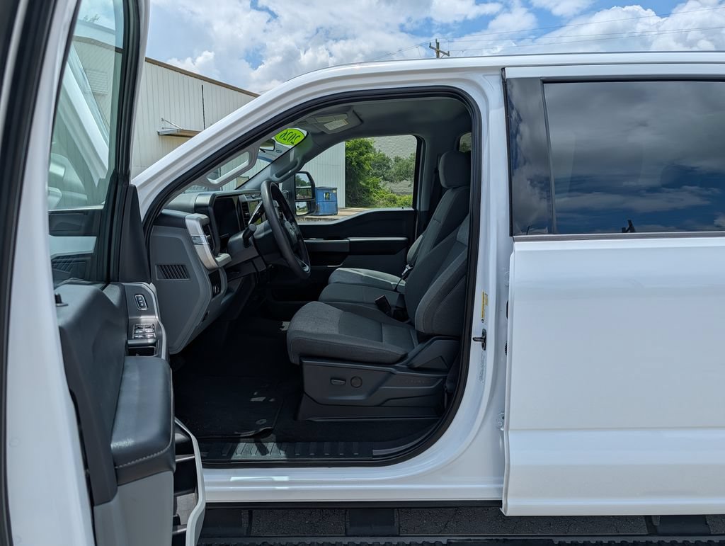 Certified 2026 Ford F250 XLT AWD/4WD image 24
