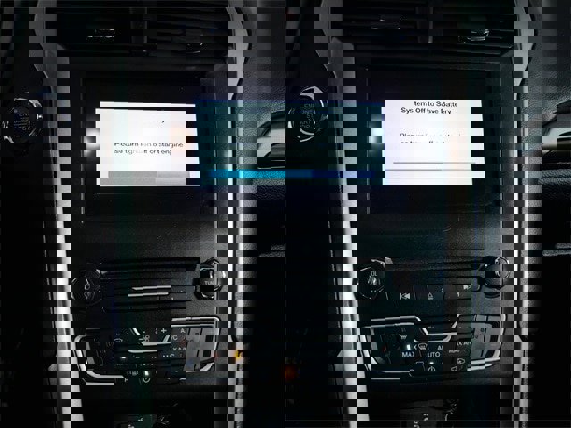 Certified 2017 Ford Fusion SE w/ Fusion SE Technology Package image 20