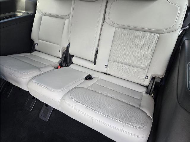 Certified 2025 Ford Expedition Platinum w/ Driver's Package AWD/4WD image 30