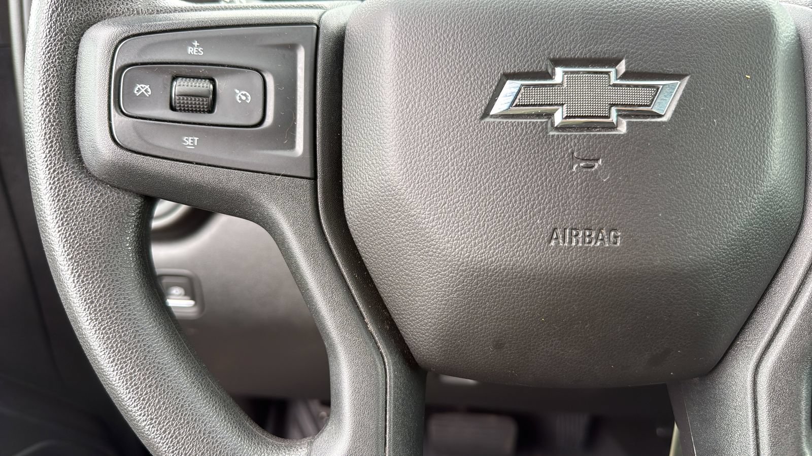 Used 2022 Chevrolet Silverado 1500 Custom Trail Boss w/ Midnight Edition AWD/4WD image 15