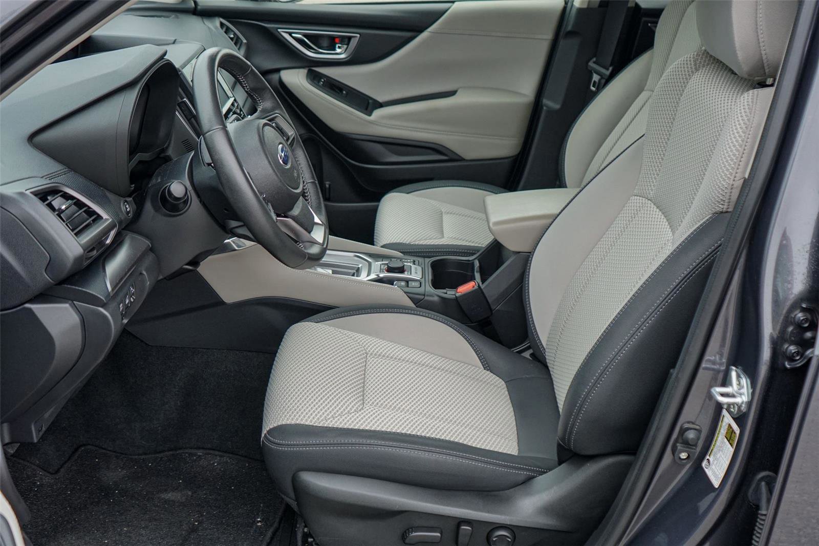 Used 2024 Subaru Forester Premium AWD/4WD image 10