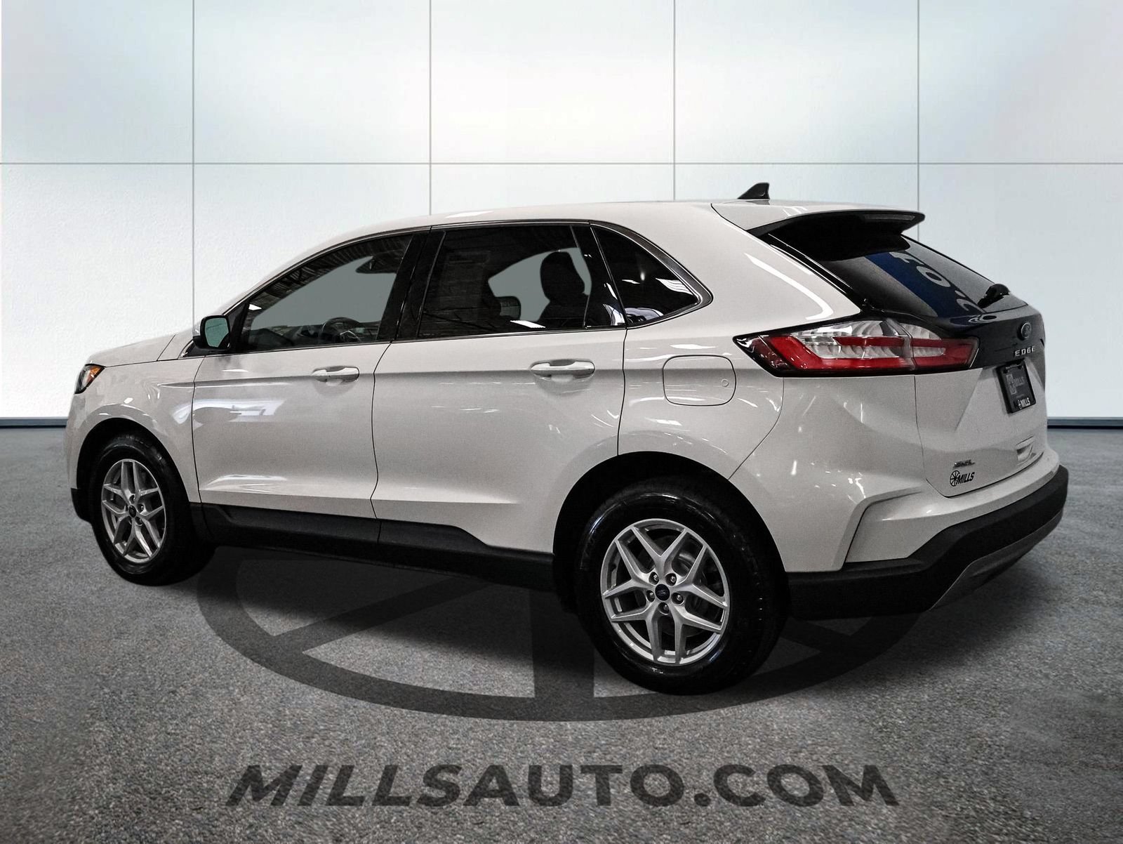 Certified 2022 Ford Edge SEL AWD/4WD image 4