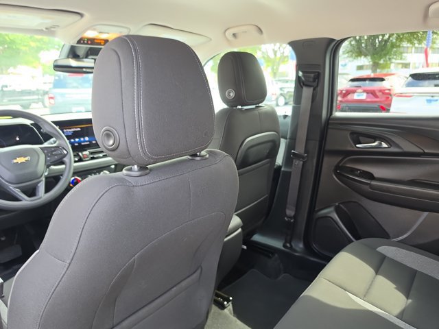 Used 2025 Chevrolet TrailBlazer LT AWD/4WD image 13