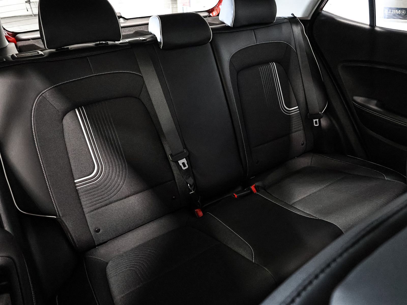 Used 2023 Hyundai Venue Limited w/ Cargo Package image 22