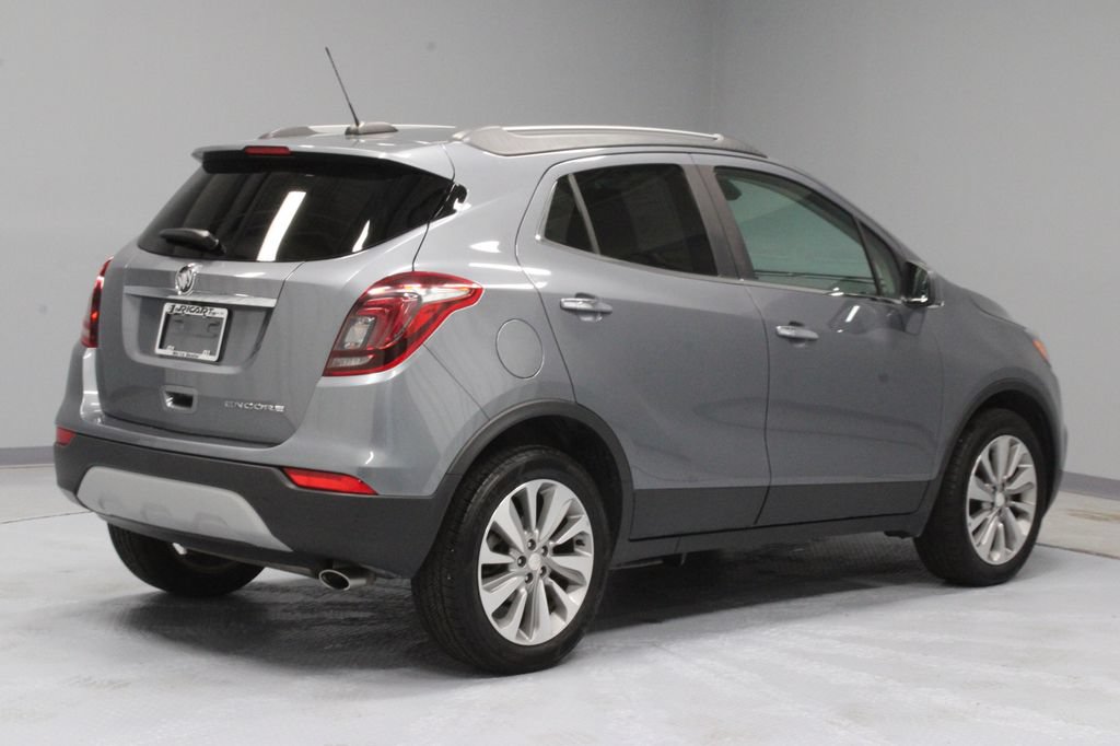 Used 2020 Buick Encore Preferred FWD image 9