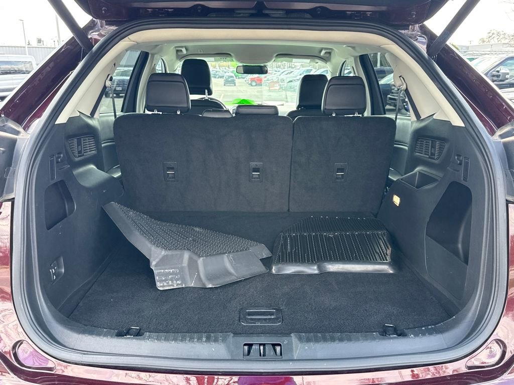 Certified 2024 Ford Edge SEL w/ Convenience Package image 8