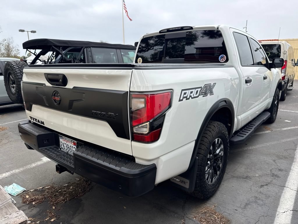 Used 2021 Nissan Titan PRO-4X w/ Pro-4x Convenience Package AWD/4WD image 3