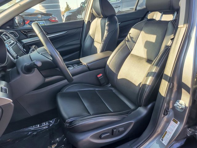 Used 2023 Nissan Maxima SL image 11