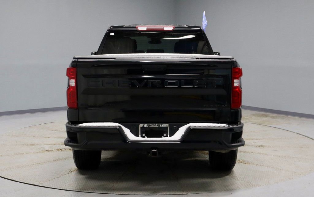 Used 2023 Chevrolet Silverado 1500 Custom w/ LPO, Dark Essentials Package image 4