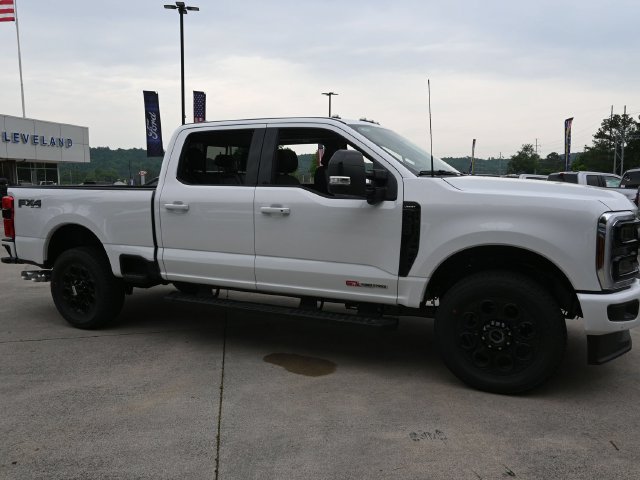 Certified 2025 Ford F350 Lariat w/ Lariat Ultimate Package AWD/4WD image 17