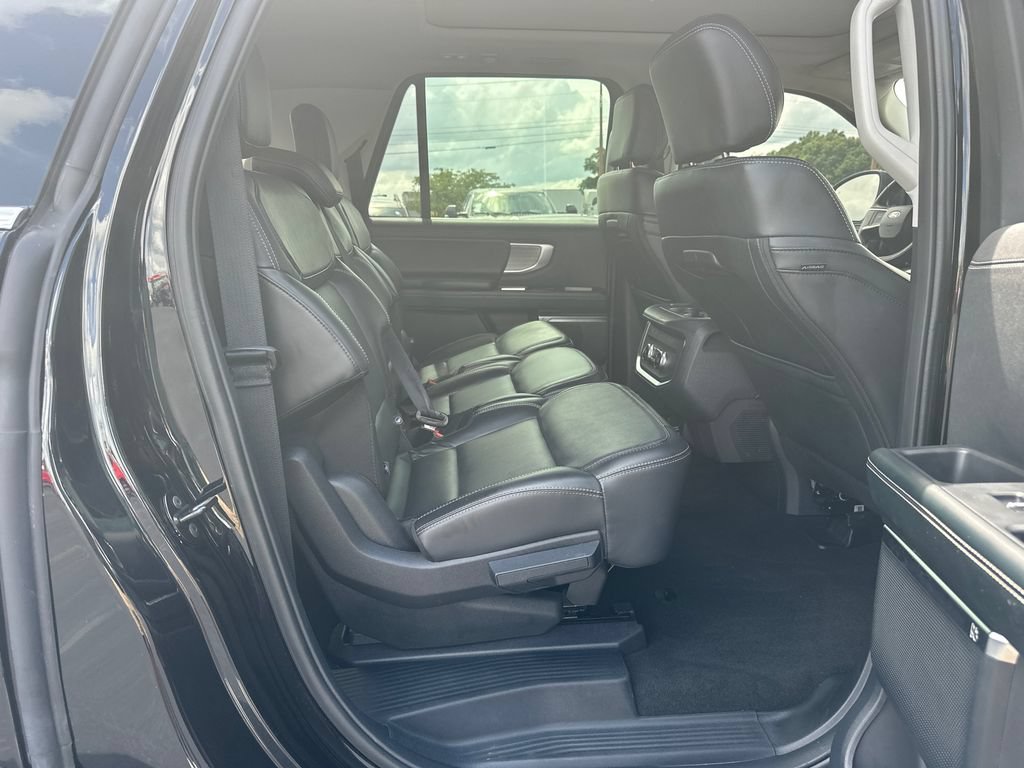 Certified 2025 Ford Expedition Max Platinum AWD/4WD image 15