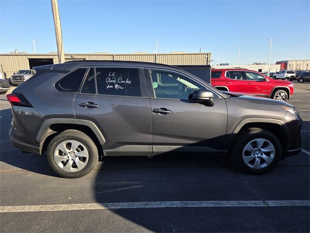 Used 2020 Toyota RAV4 LE image 2