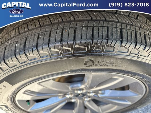 Certified 2023 Ford Explorer XLT w/ Equipment Group 202A AWD/4WD image 14