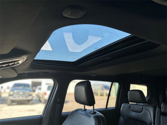 Used 2024 Jeep Grand Cherokee L Altitude image 22