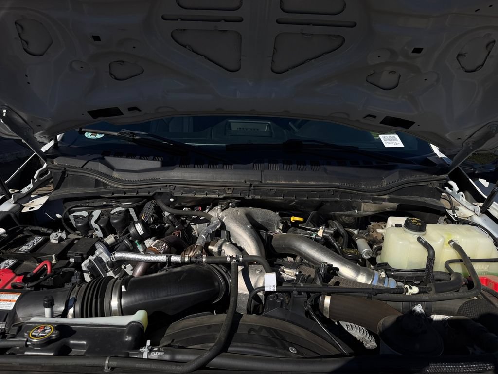 Certified 2022 Ford F450 Platinum w/ FX4 Off-Road Package AWD/4WD image 24