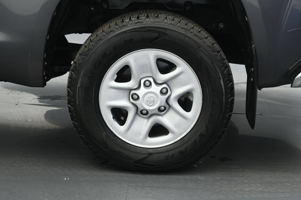 Used 2018 Toyota Tundra SR5 RWD image 22