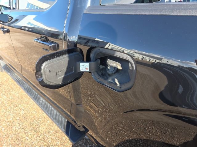 Certified 2022 Ford F150 XLT w/ Equipment Group 302A High image 18