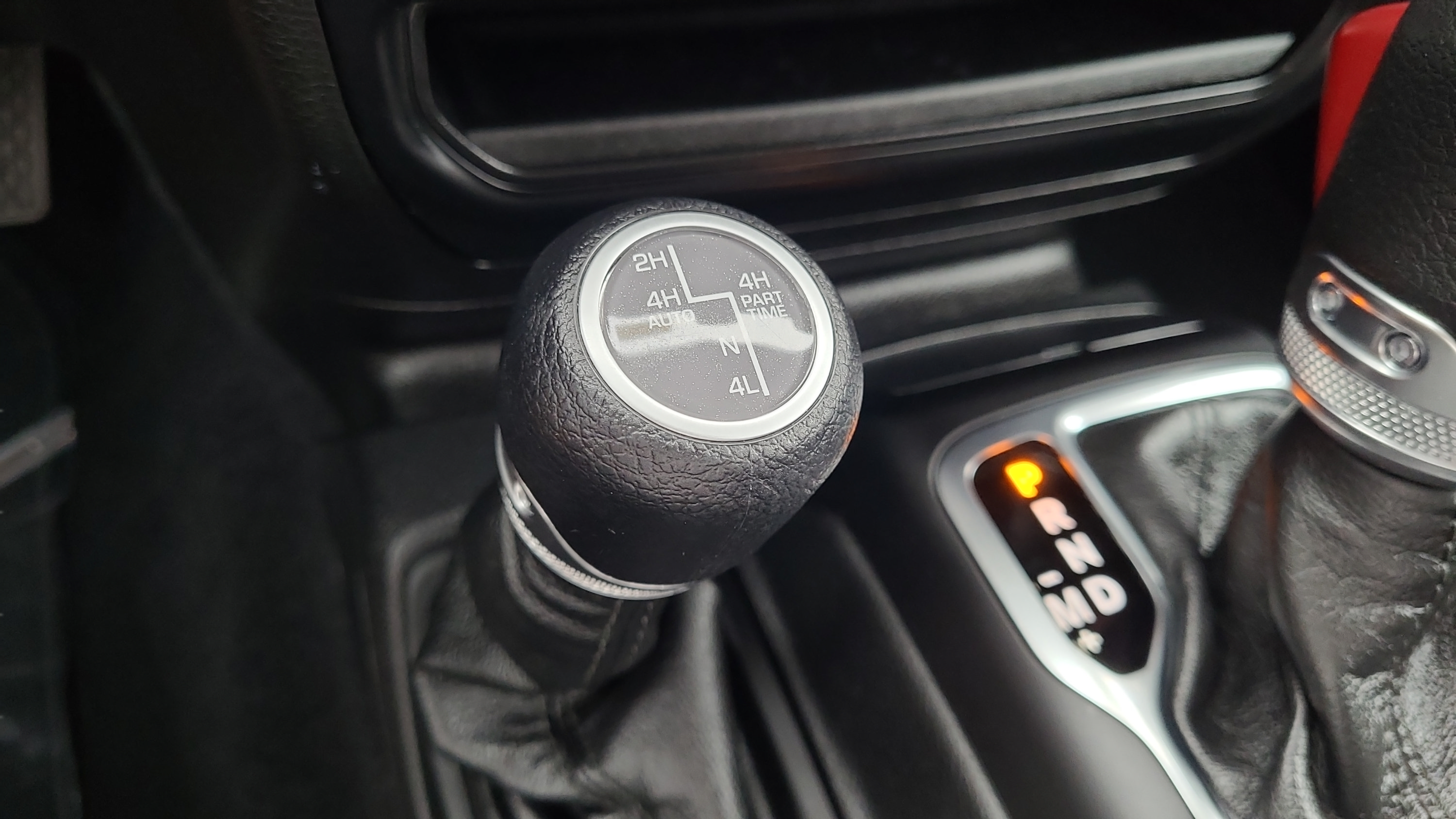 Used 2023 Jeep Wrangler Unlimited w/ Convenience Group AWD/4WD image 25