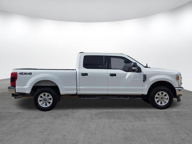 Certified 2022 Ford F250 XLT AWD/4WD image 3
