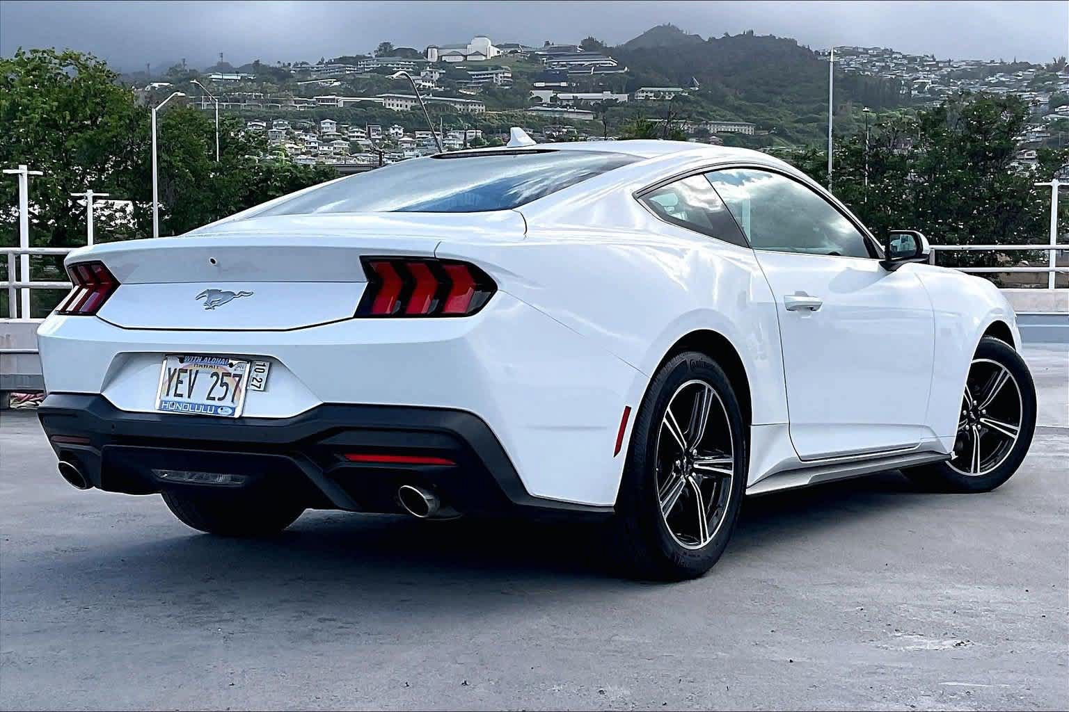 Certified 2025 Ford Mustang Coupe RWD image 21