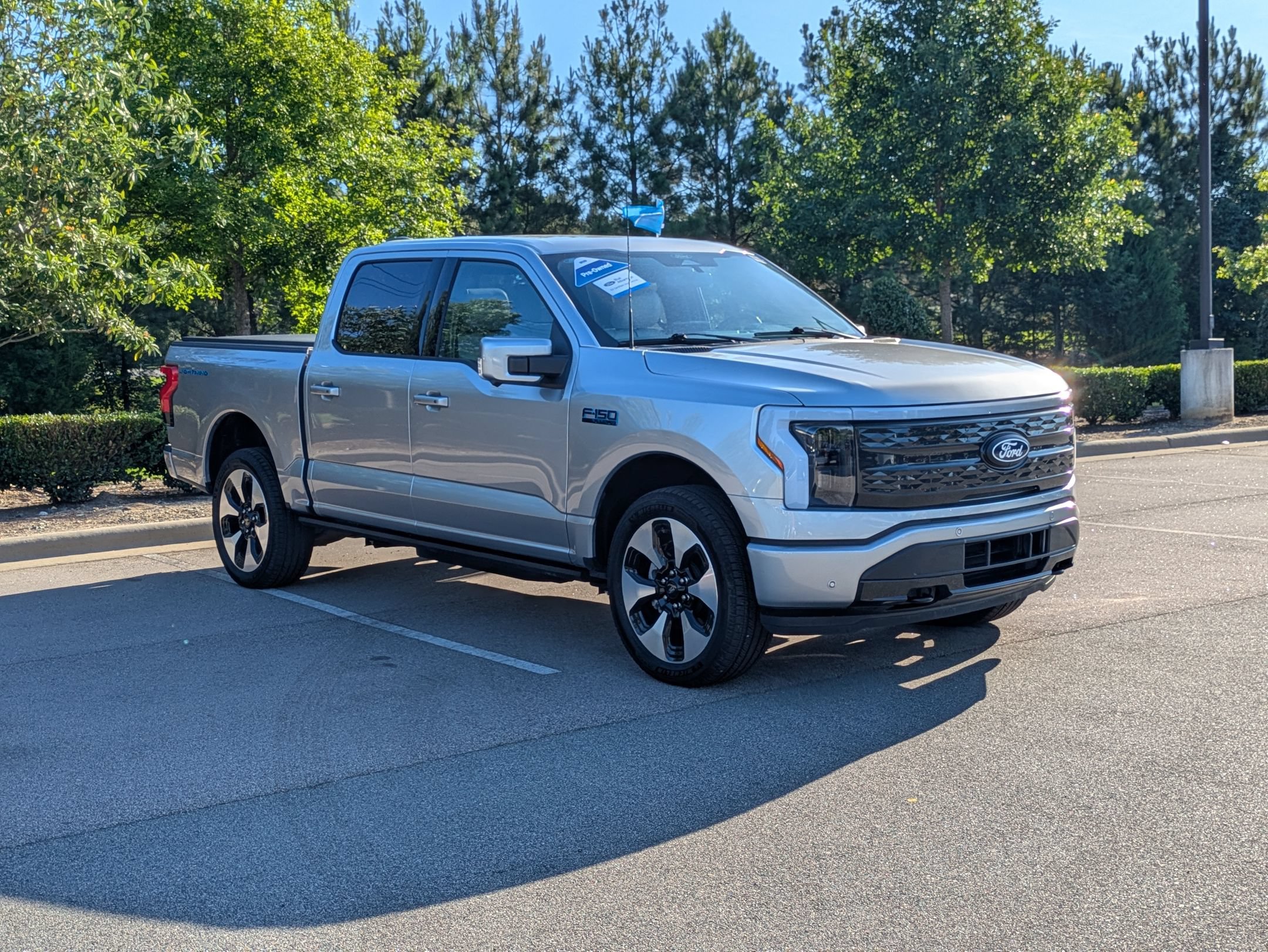 Certified 2025 Ford F150 Lightning Platinum AWD/4WD image 2