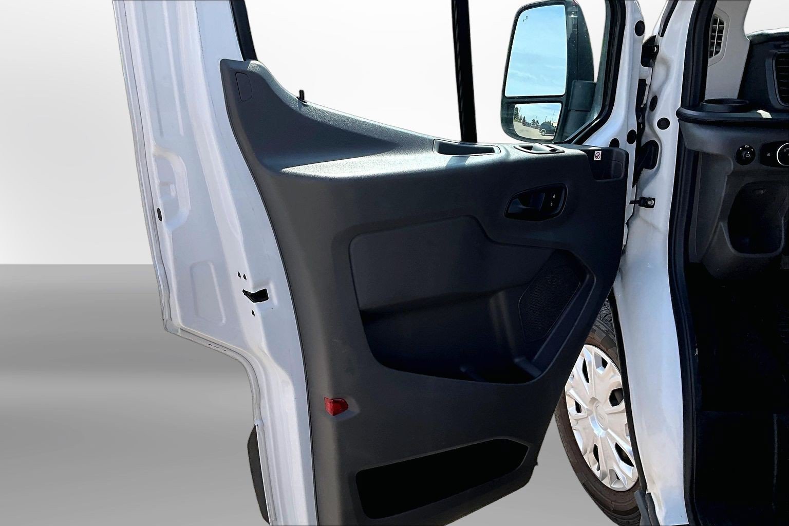 Certified 2020 Ford Transit 350 XLT RWD image 25